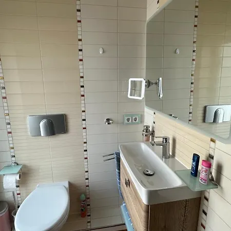 Holiday Home Wiesbaden Apartment *